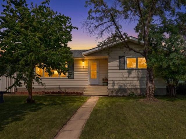7 Camelot Crescent, Leduc, AB, T9E 4L4 house for sale | Listing ID E4497 | Royal LePage