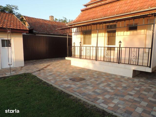 7 camere, casa de vanzare Bihor judet, Salonta 7103 •