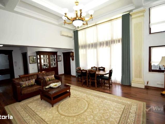 Padurea Bucium zona Motel, proprietate de lux la vanzare!