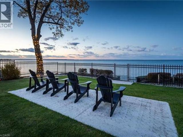 7 Campview Road, Stoney Creek, ON, L8E 5E2 Luxury House for sale | Listing ID 40826 | Royal LePage Carriage Trade Luxury Properties