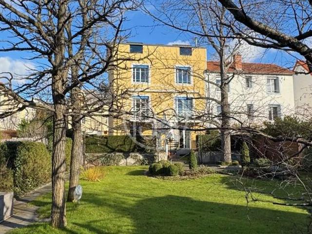7 chambres, Neuf Soleils Auvergne LS85811360