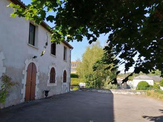 7 chambres, Confolens Poitou Charentes 16500 84304715