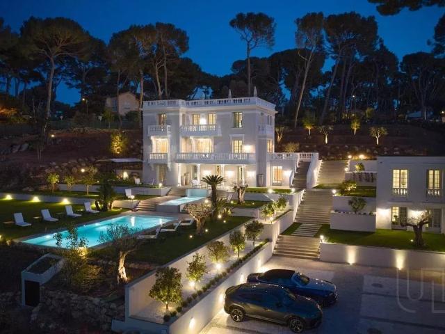 7 chambres Villa Alpes Maritimes À vendre 11240