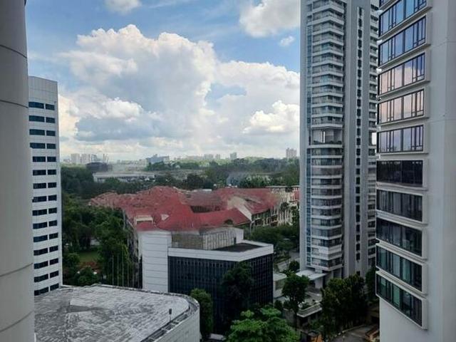 7 Claymore D9, Condominium
