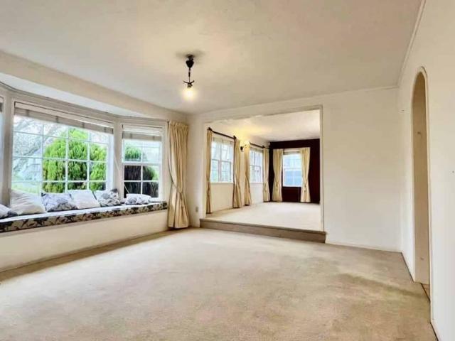 7 Dallow place, Henderson, Auckland