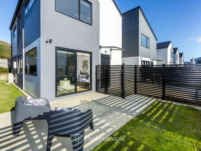 7 Desert Gold Lane, Wallaceville, Upper Hutt City