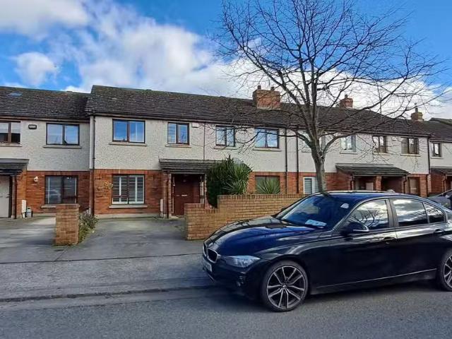7 Dn Saithne Road, Balbriggan, Balbriggan, Co. Dublin is for r.