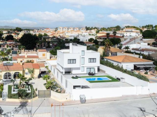 7 Dormitorio Casa Urb. La Marina Alicante 96004769