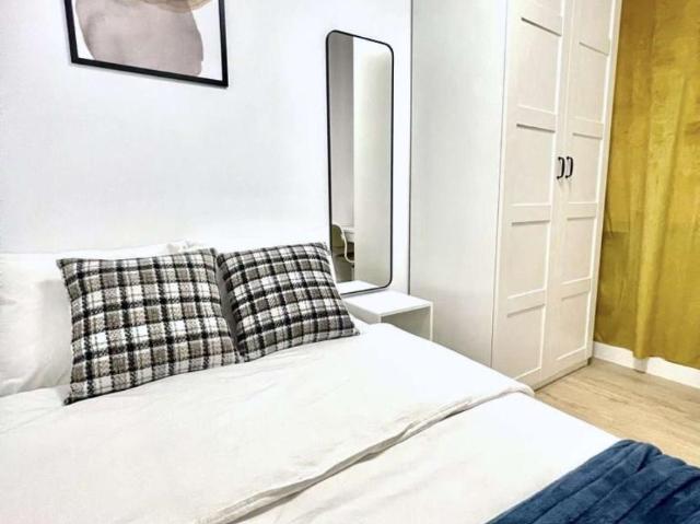 7 Dormitorio Shared Living/Roommate Madrid Madrid 100234176