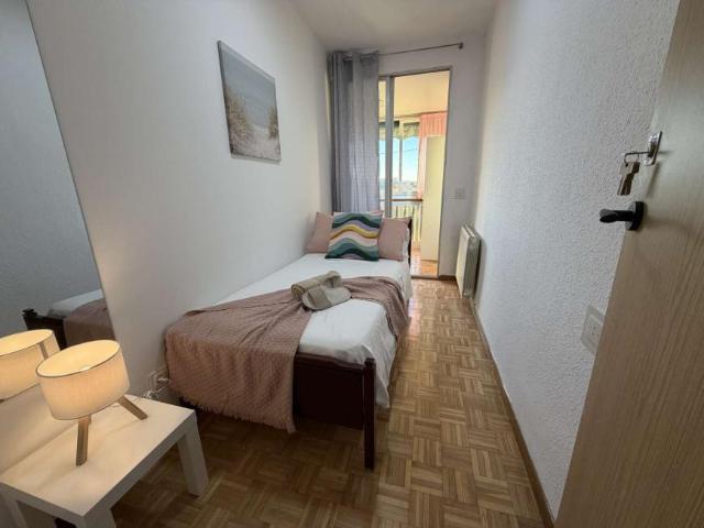 7 Dormitorio Shared Living/Roommate Madrid Madrid 100716147