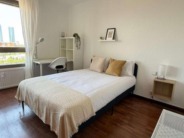 7 Dormitorio Shared Living/Roommate Madrid Madrid LS100234148