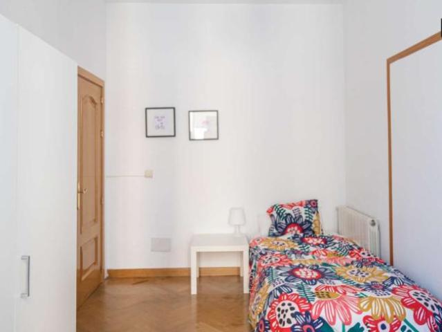 7 Dormitorio Shared Living/Roommate Madrid Madrid LS101671018