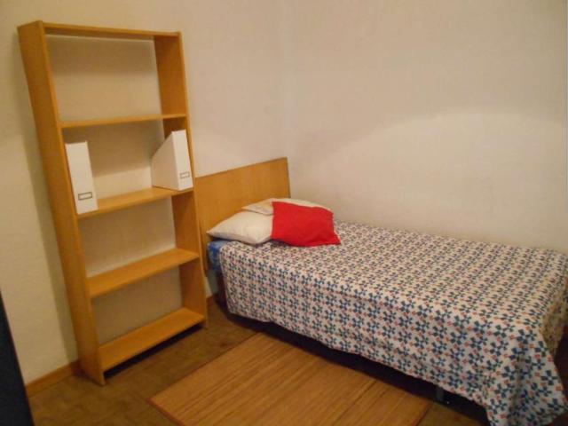 7 Dormitorio Shared Living/Roommate Madrid Madrid LS101737718