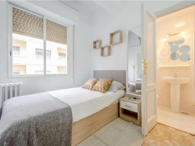 7 Dormitorio Shared Living/Roommate Madrid Madrid LS101812499