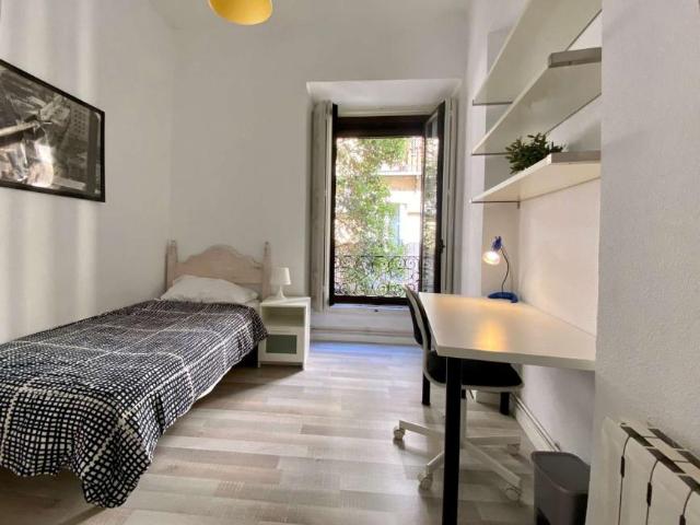 7 Dormitorio Shared Living/Roommate Madrid Madrid LS101824846
