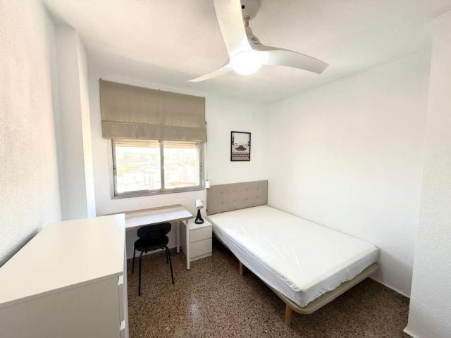 7 Dormitorio Shared Living/Roommate Valencia Valencia LS91548634