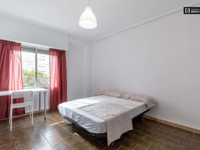 7 Dormitorio Shared Living/Roommate Valencia Valencia 102021340