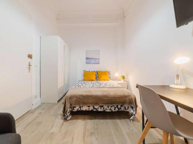 7 Dormitorio Shared Living/Roommate Valencia Valencia 102918479