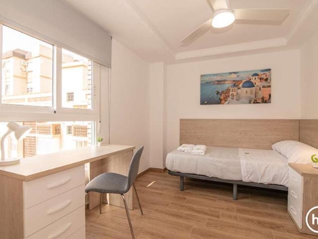 7 Dormitorio Shared Living/Roommate Valencia Valencia 93559535