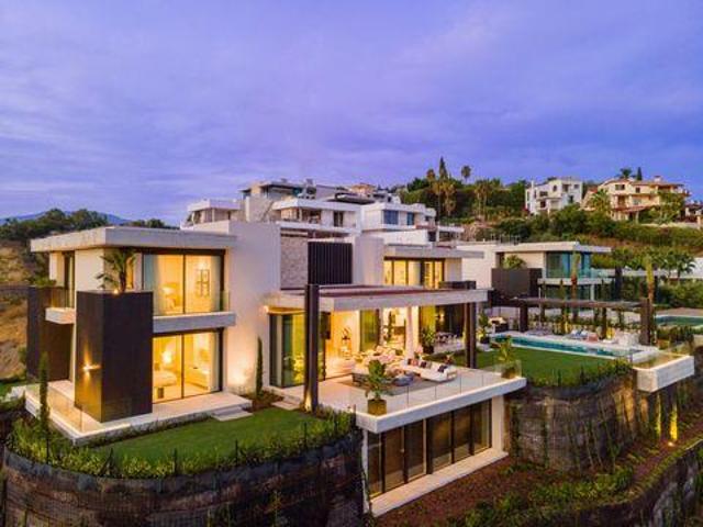7 Dormitorio Villa Benahavis Andalucía 102473612