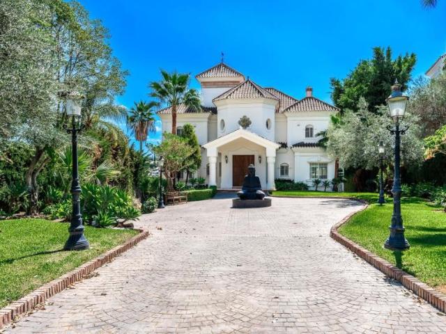 7 Dormitorio Villa Málaga Andalusia 98342520