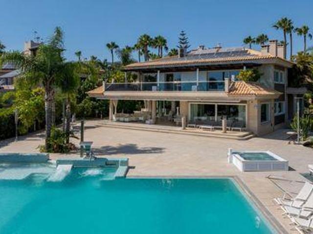 7 Dormitorio Villa Marbella Andalucía 102797476