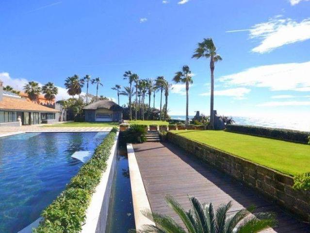 7 Dormitorio Villa Marbella Málaga 42935476