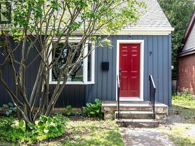 7 East Street N, Dundas, ON, L9H 1N6 house for sale | Listing ID 40836 | Royal LePage