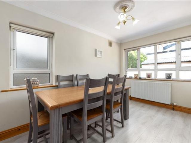 7 Engleberg Court, Lower Mounttown Road, Dun Laoghaire, Co. Dublin Ed Dempsey & Associates 4925 MyHome. Ie Residential