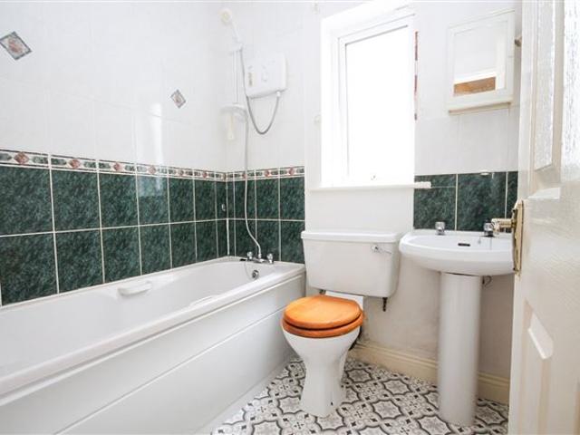 7 Ferncourt View, Ballycullen, Dublin 24 DNG Tallaght 4943 MyHome. Ie Residential