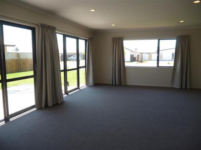 7 Foxton Drive, Kaiapoi