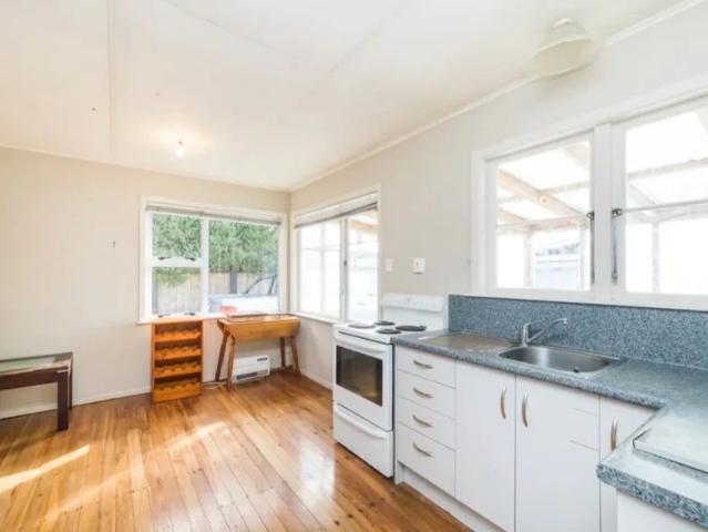 7 Haybittle Street