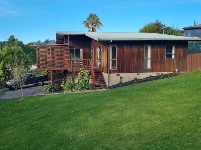 7 Hikanui Drive, Havelock North, Hastings