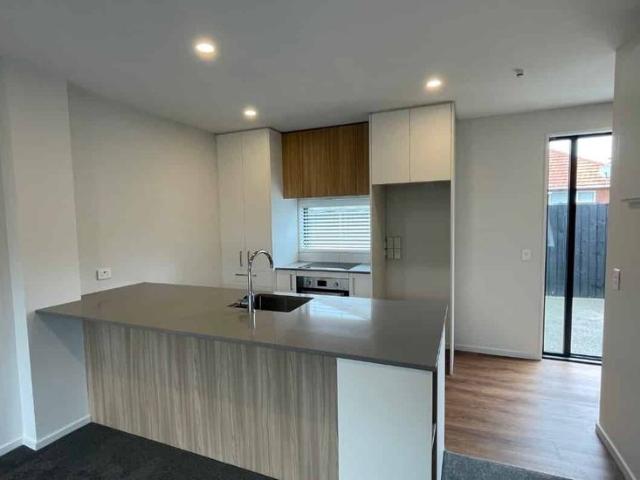 7 Hinemoa Street