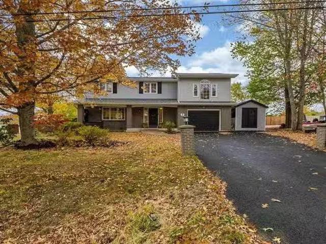 7 interactionton Court, Falmouth, NS, B0P 1L0 house for sale.