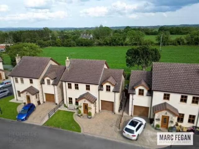 7 James Lodge