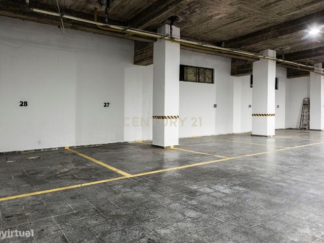 7 Lugares de estacionamento para Venda Montechoro