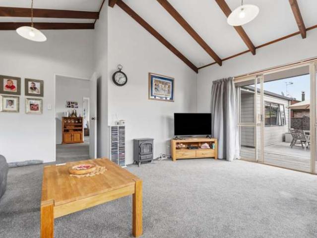 7 Pandora Place, Welcome Bay, Tauranga
