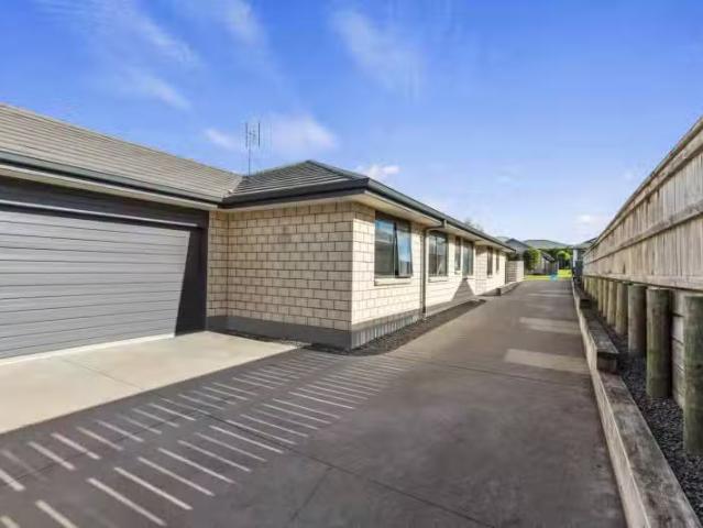 7 Penetaka Heights, Pyes Pa, Tauranga For Sale