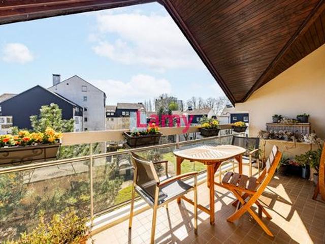 7 PIECES EN DERNIER ETAGE AVEC TERRASSES ET PARKIN