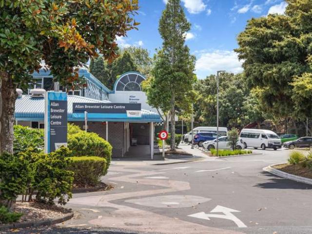 7 Pikotoetoe Lane, Papatoetoe, Manukau City