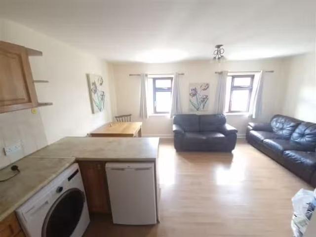 7 Priory Court, Athy, Kildare, R14 K251