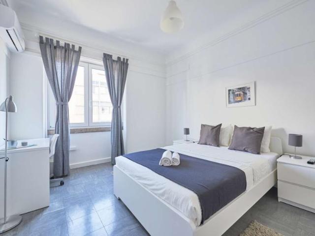7 quarto, lisbon lisbon 1150 108 100765422