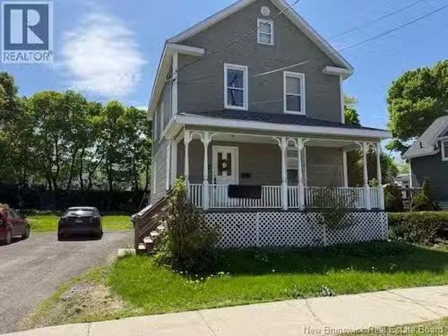 7 Queen Street, Campbellton, NB, E3N 1W7 house for sale Lis.
