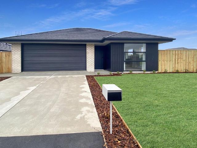 7 Rusbatch Lane, Belfast, NZ 7670