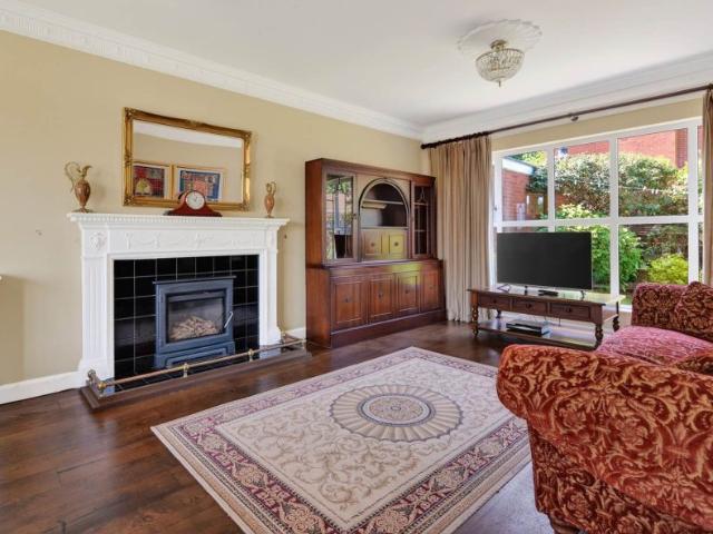 7 Richmond Court, LISBURN, BT27 4QU