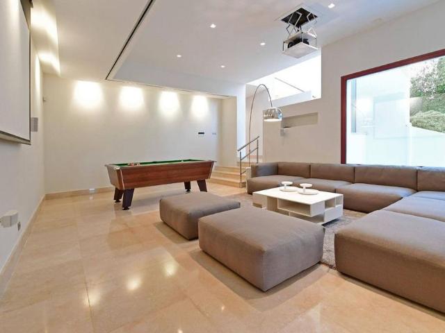 7 room luxury Villa for rent in Marbella, Spain
