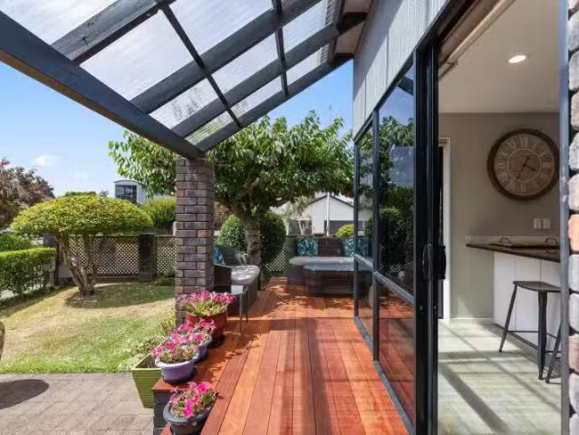 7 Sycamore Place, Pukete, Hamilton City