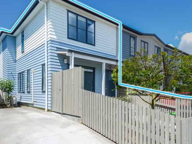 7 Saddleback Crescent, Papakura, Papakura