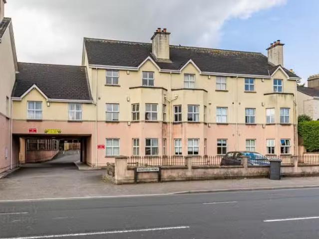 7 Saintfield Mews